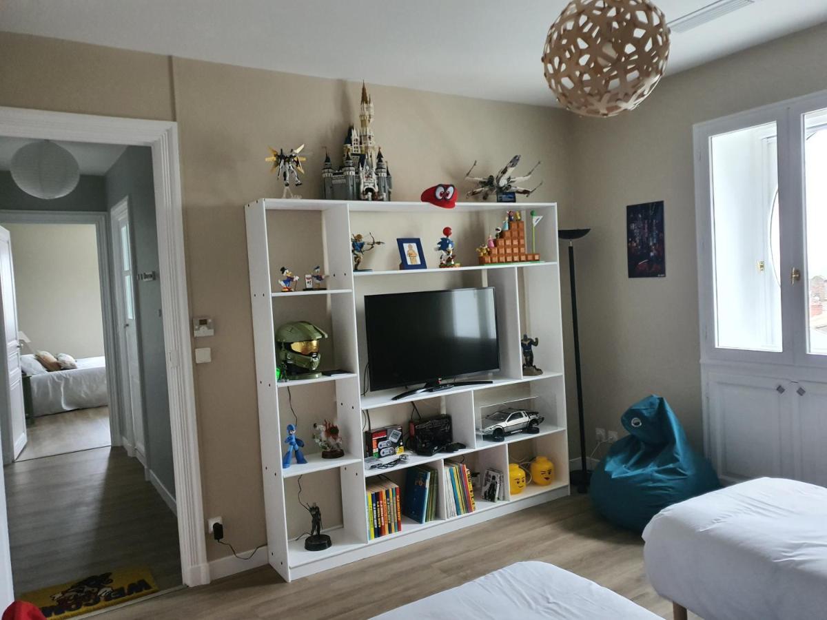 Bed and Breakfast Les 5 Escales Parthenay Exterior foto
